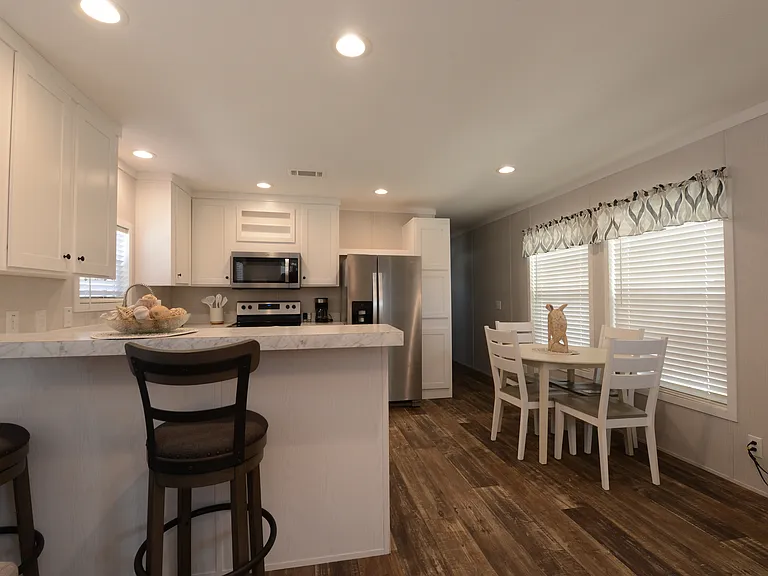 6604 Lakewood Dr #168 — Photo 5