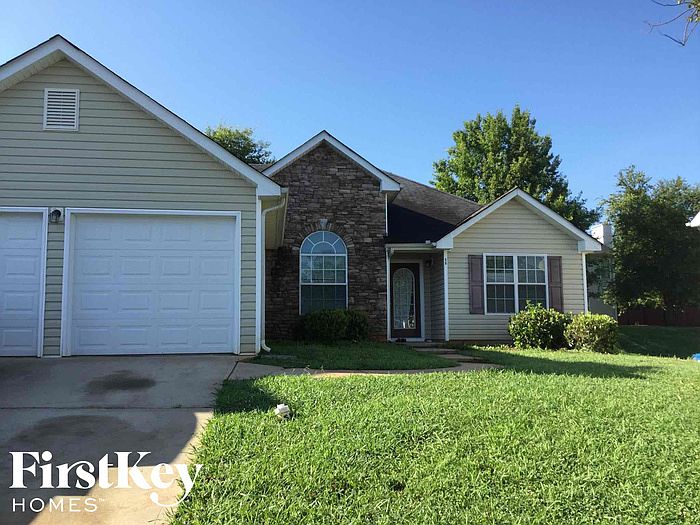 1st image of 50 Greenway Dr