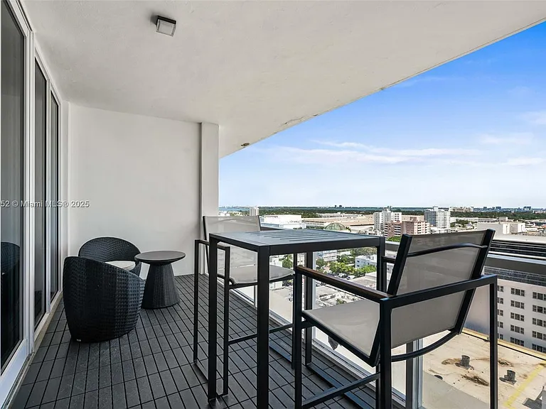 100 Lincoln Rd #Penthouse 6 — Photo 26