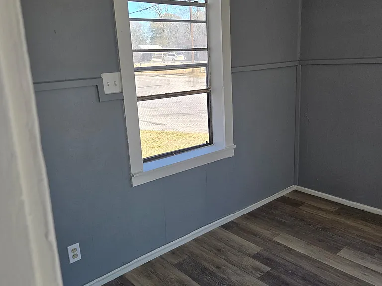 2905 Glenwood Ave #2905 GLENWOOD AVE — Photo 5