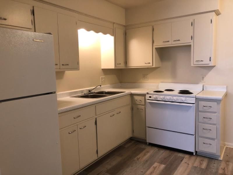 1st image of 4825 Lovell Ln #5-WI53711