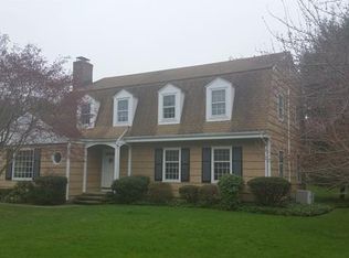 20 Red Rose Cir, Darien, CT 06820