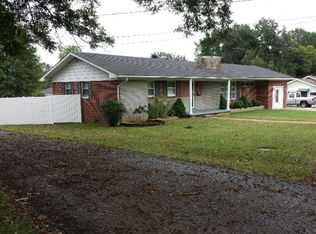 145 Carroll St S, Bruceton, TN 38317