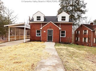 707 White Oak Rd, Charleston, WV 25302