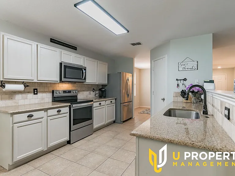 1515 Harvest Crossing Dr — Photo 12