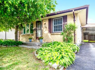34 Dudley Cres, London, ON N6E 1S4