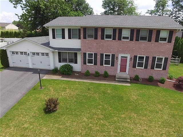 1st image of 588 Coventry Ct