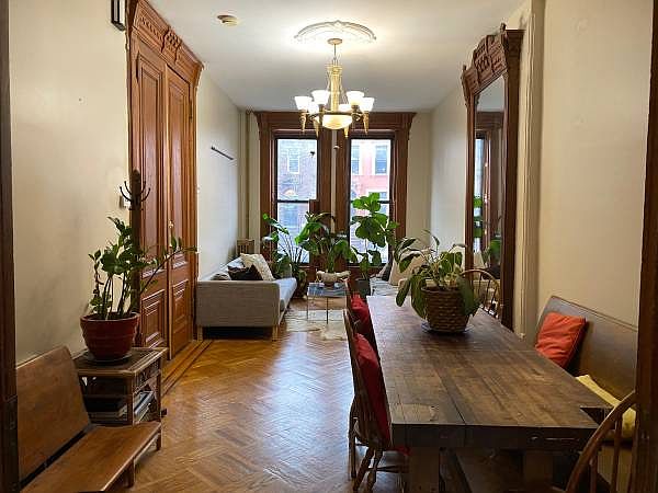 1st image of 412 Putnam Ave APT 2