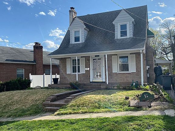 2nd image of 12 Summit Ave