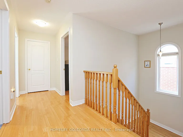 28 Barnstone Dr — Photo 15