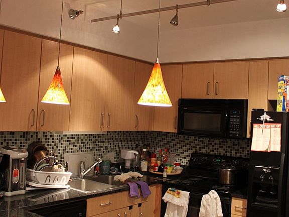 5th image of 512 N McClurg Ct APT 706