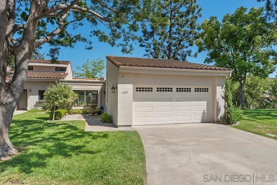 1st image of 17921 Valle De Lobo Dr