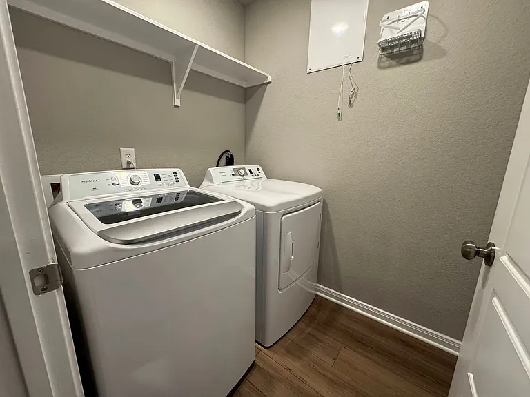 1312 Dowdy Dr — Photo 12