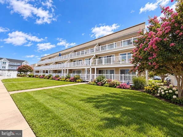 510 Penguin Dr #301B, Ocean City, MD 21842