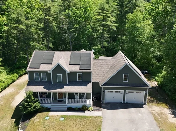 32 1/2 E Howland Rd, East Freetown, MA 02717