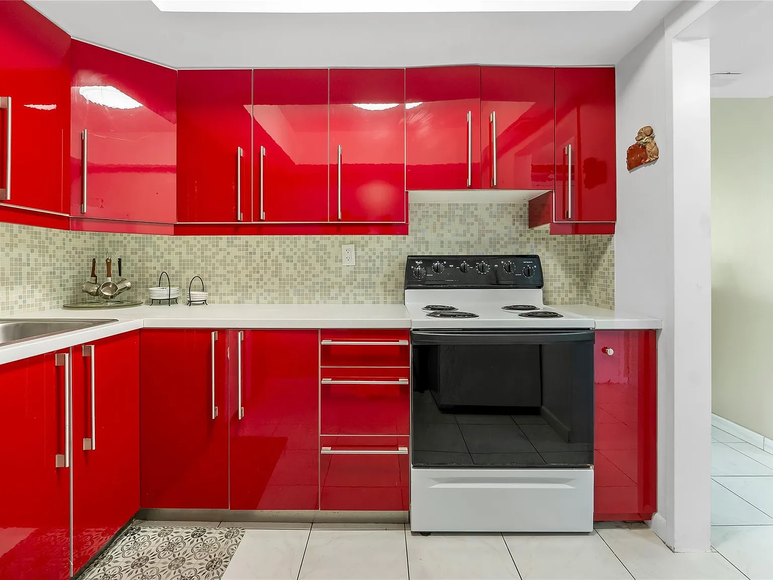 1 bed, 1.0 bath, 851 sqft, $2,300 — Photo 4