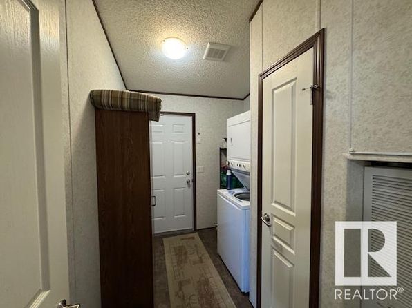 4306 47th St #39, Wetaskiwin, AB T9A 1W6