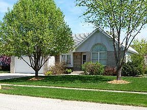 2nd image of 124 Fox Chase Dr S