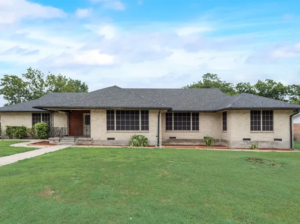 1405 Cape Cod Dr, Dallas, TX 75216