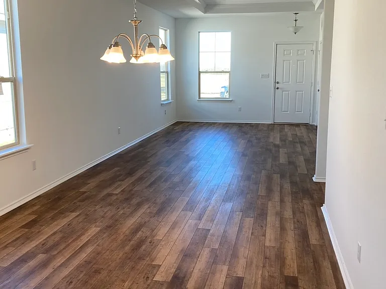 605 Goat Willow Ln — Photo 3
