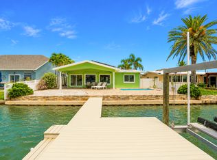 16129 4th St E, Redington Beach, FL 33708
