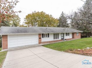 5971 River Rd, Waterville, OH 43566