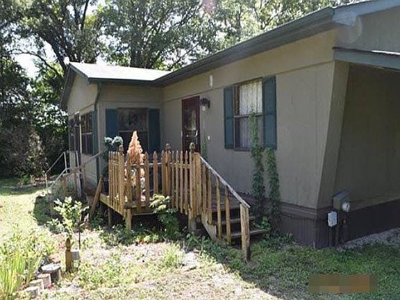 3rd image of 862 Eastview Dr