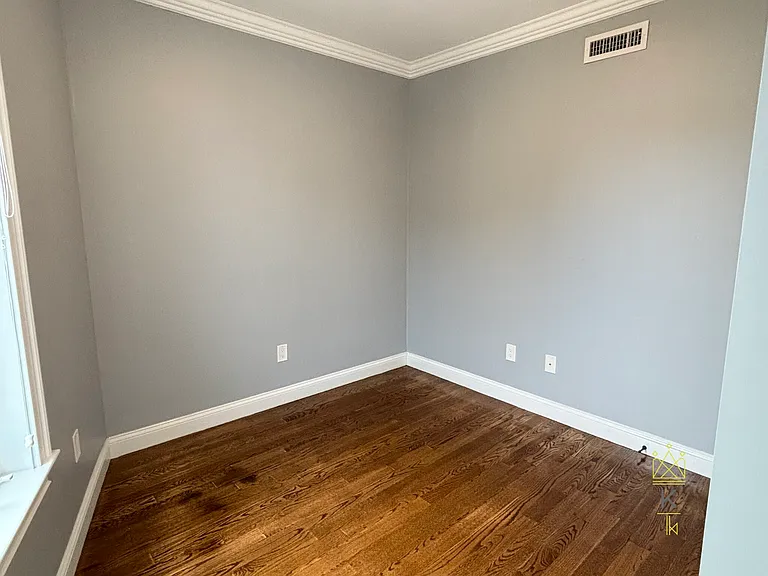 38-42 Hyde Park Ave #5 — Photo 8
