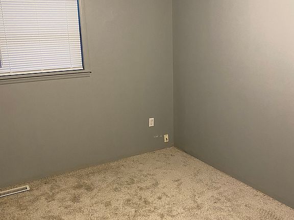 3rd image of 394 Duke St #5