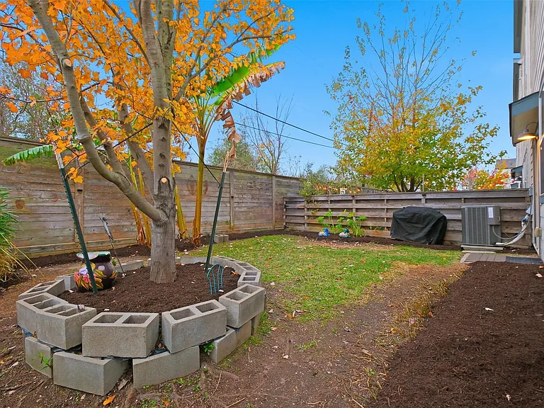 603 Press St — Photo 27