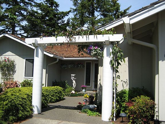 Front Yard Entry