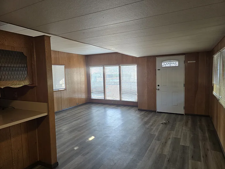 44603 Buntin Way — Photo 3