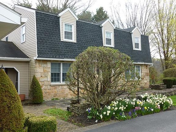 2nd image of 2512 Meadow Rd
