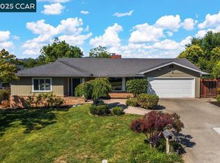 1071 Serrano Ct, Lafayette, CA 94549