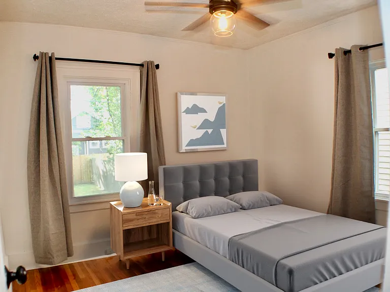 310 College St #1 — Photo 8
