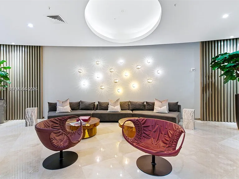 10275 Collins Ave #718 — Photo 38