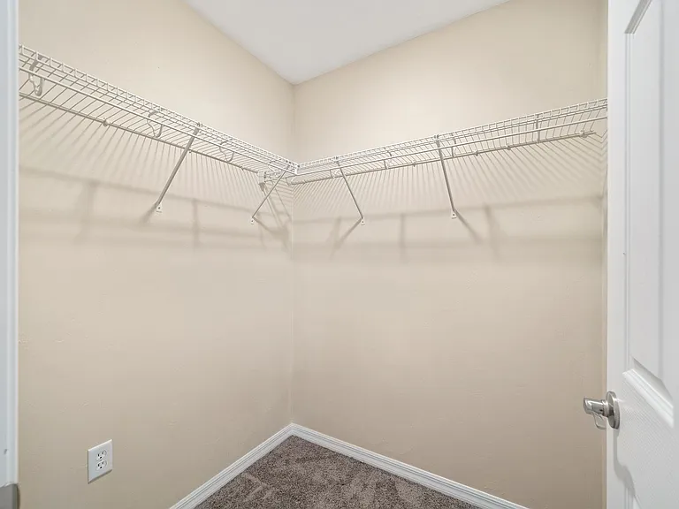 23935 NE 118th Ave — Photo 22