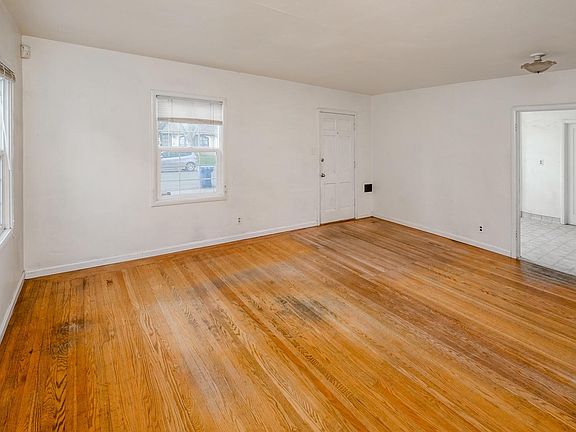 3rd image of 629 55th St