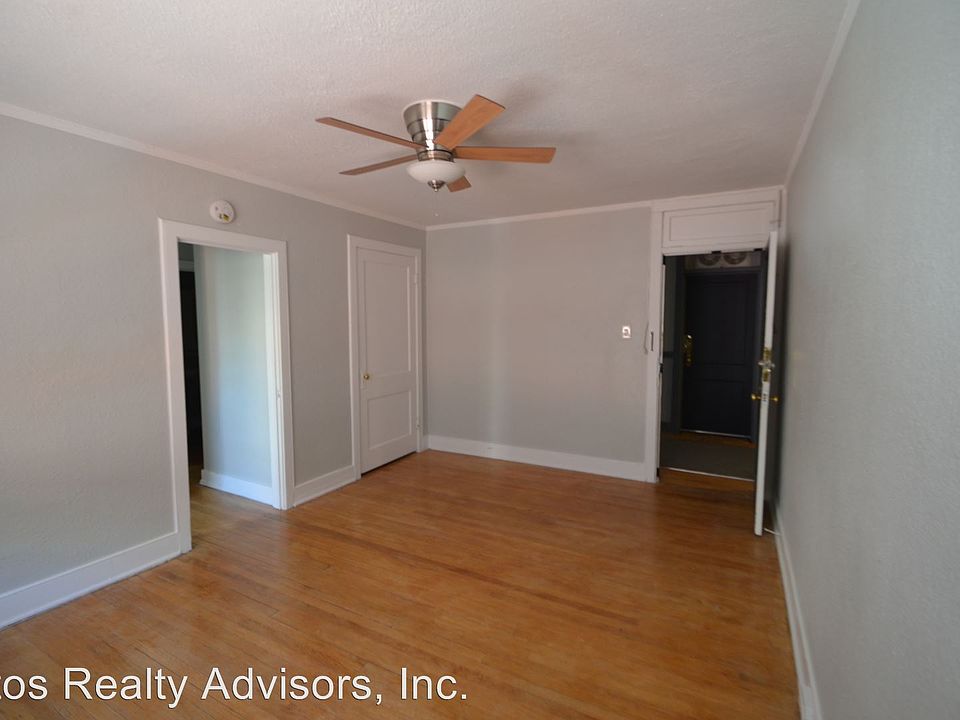 1st image of 1630 Penn St APT 17