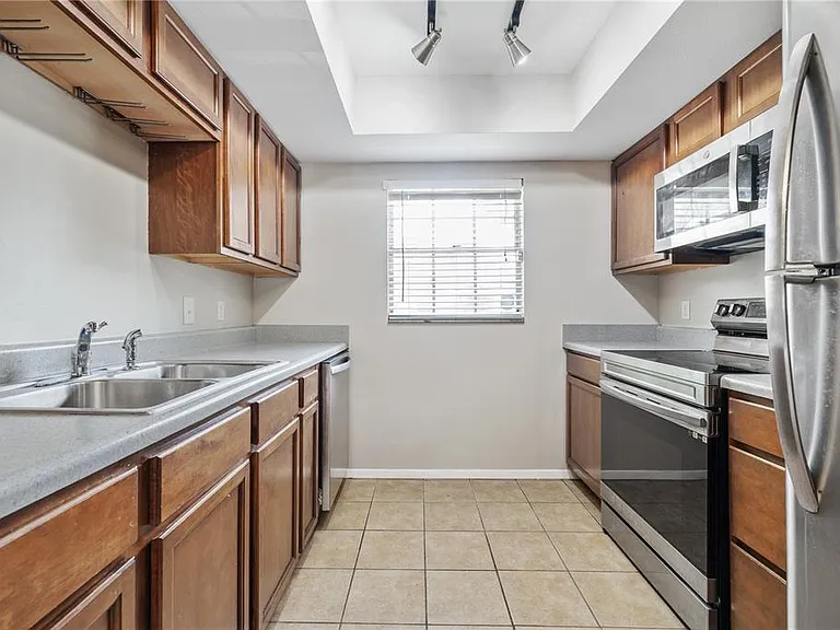 14468 Reuter Strasse Cir #508 — Photo 8