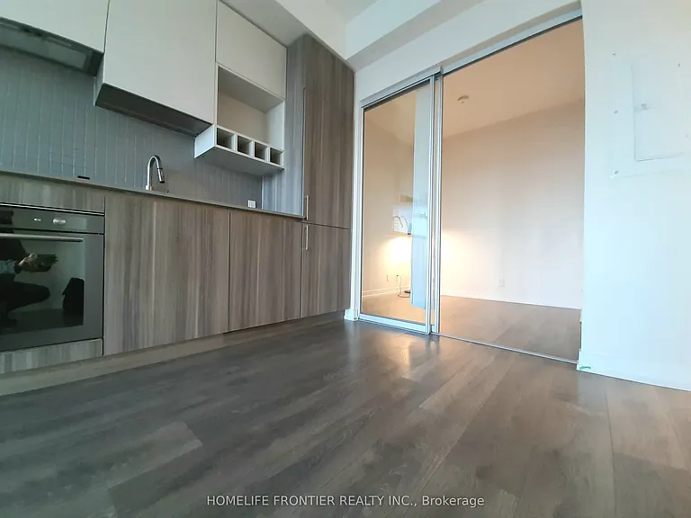898 Portage Pkwy #5906 — Photo 8