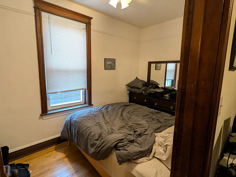 2060 N Campbell Ave #2R — Photo 4