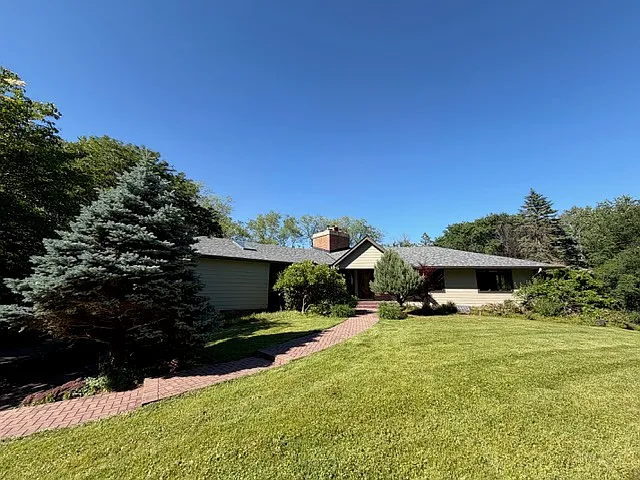 1 Raccoon Rd — Photo 4