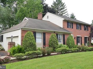 235 Saint Thomas Rd, Lancaster, PA 17601