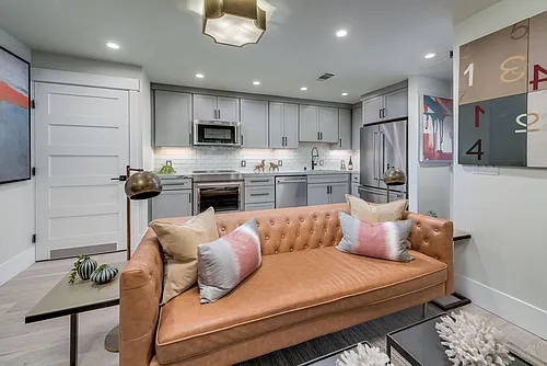Floor plan One Bedroom Redwood