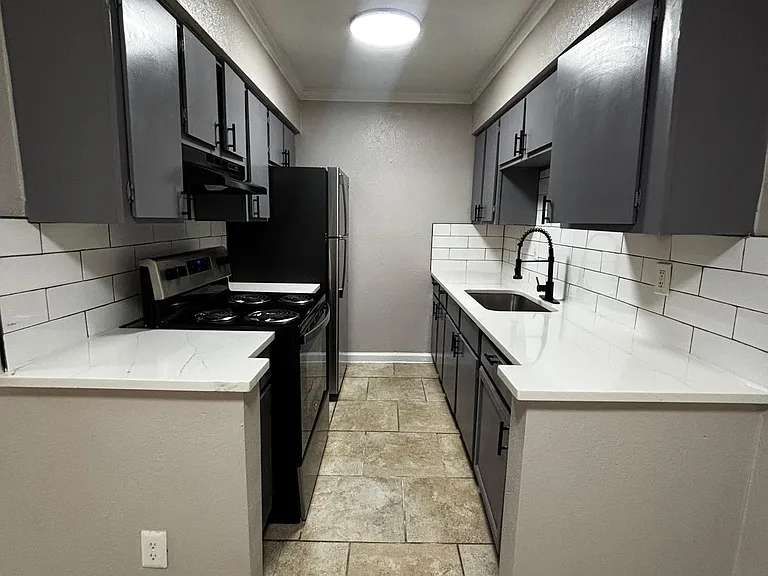 Maderas Apartments — Photo 15