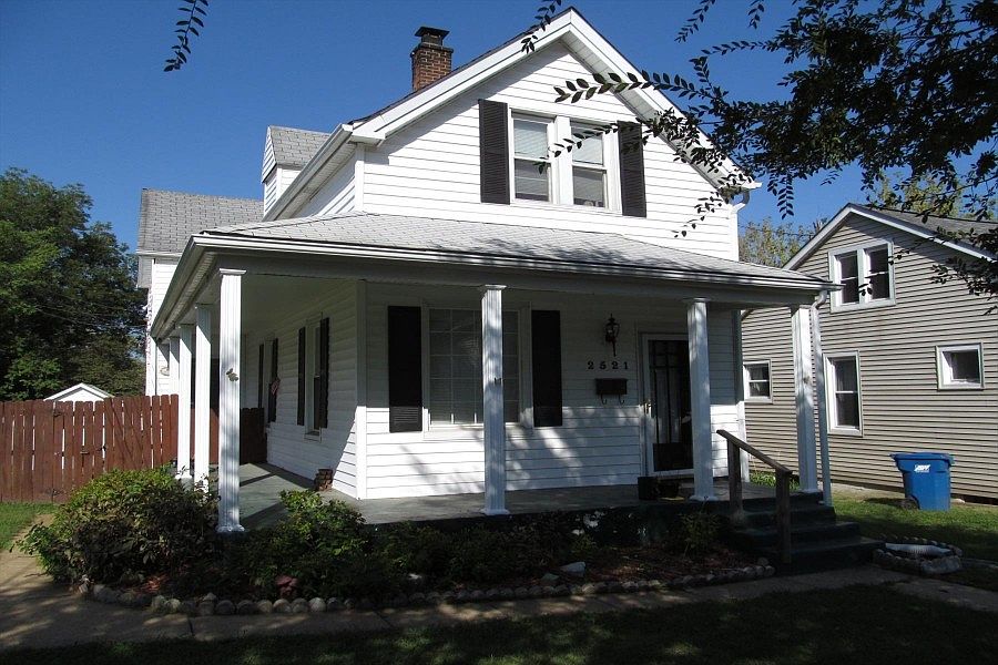 1st image of 2521 Bredell Ave