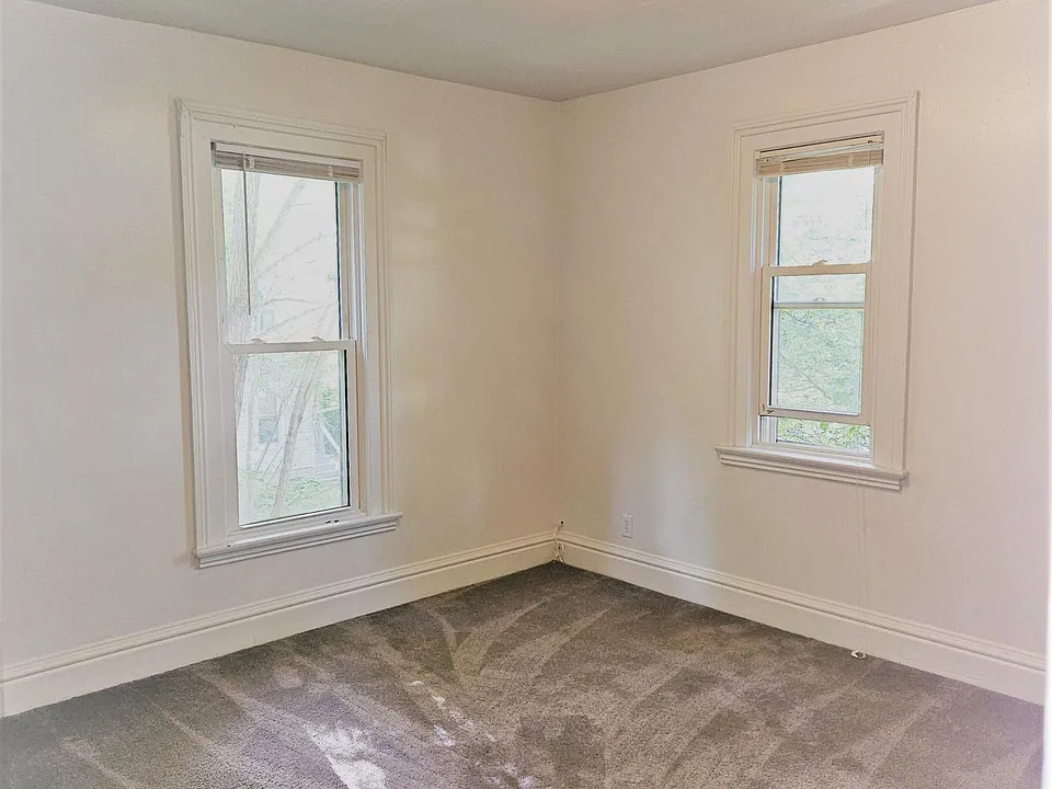 Large bedroom