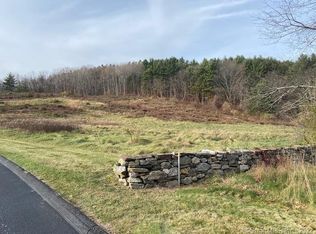 80 Averill Rd #4, Pomfret Center, CT 06259