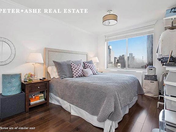 4th image of 220 E 65th St APT 22N